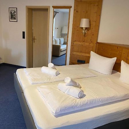 Fuerstenzimmer By Claycation Marktbreit Exterior foto