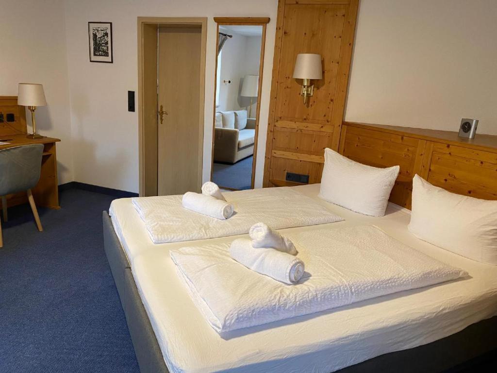 Fuerstenzimmer By Claycation Marktbreit Exterior foto